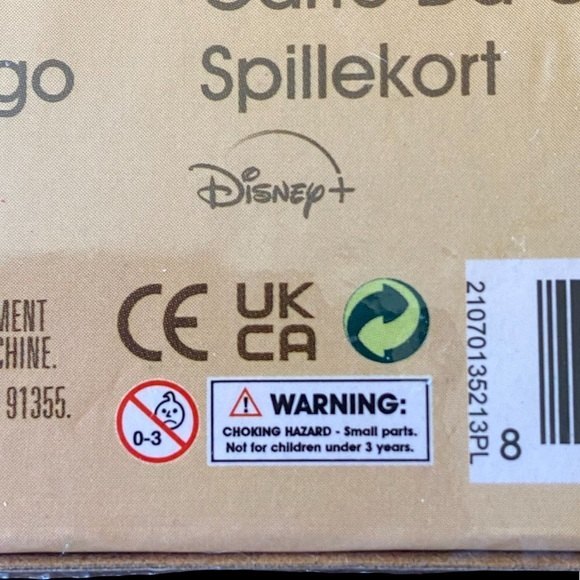 STAR WARS The Mandelorian THE CHILD shaped playing cards, NEW in wrapper - Picture 7 of 7